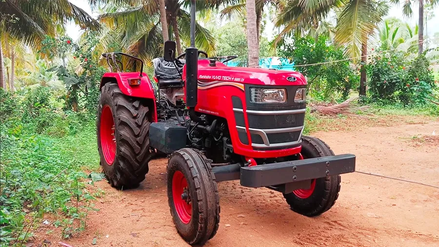 Mahindra 585 YUVO tech plus